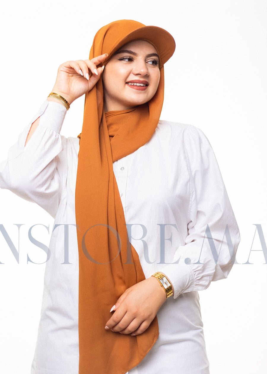 شال كريب حريري بالقبعة - بني كراميل -