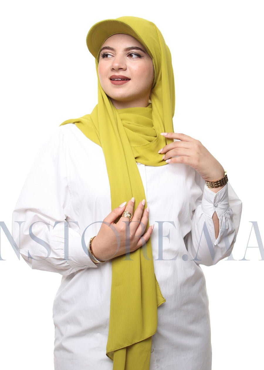 شال كريب حريري بالقبعة - أخضر مصفر -