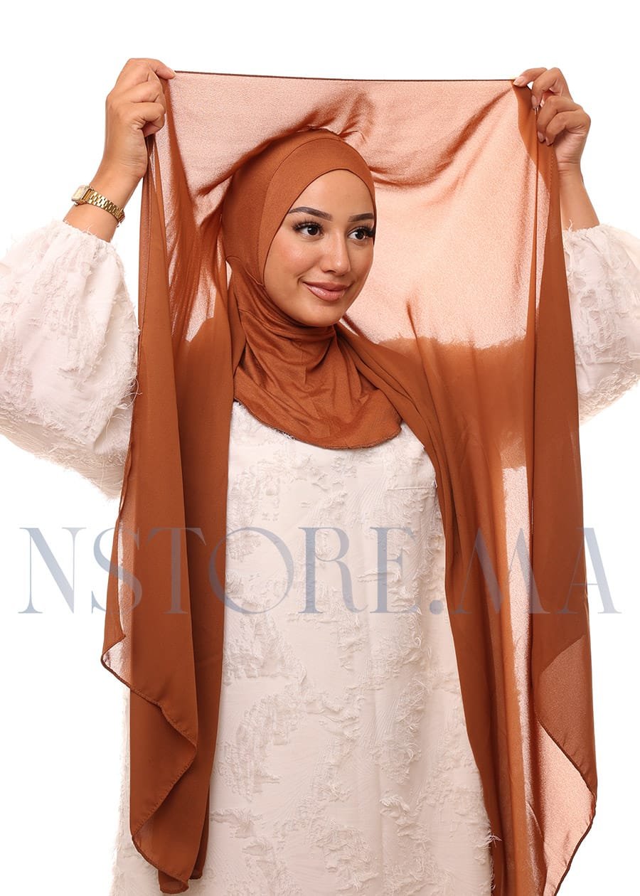 شال كريب حريري بالبوني "النينجا" - بني كراميل غامق -