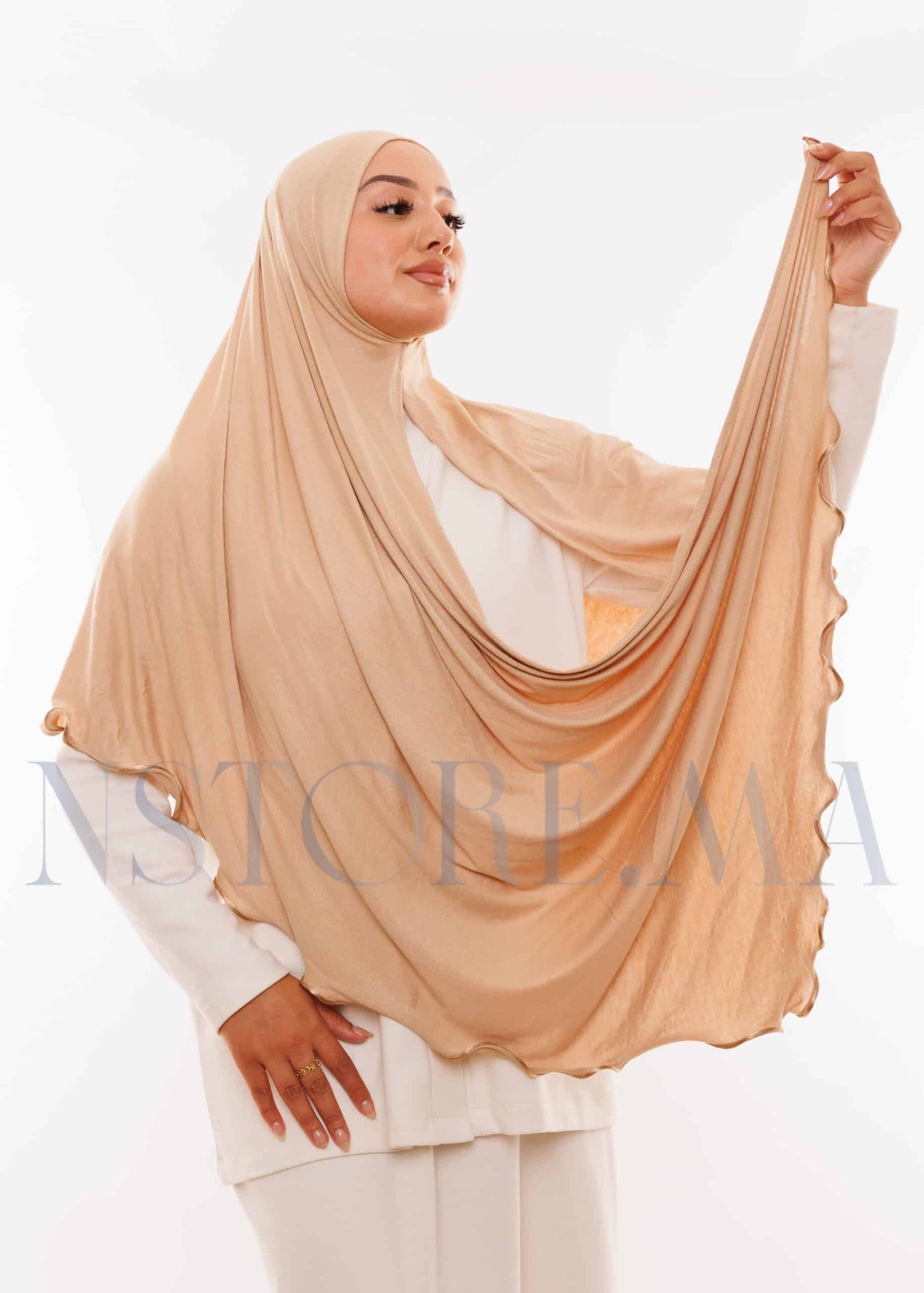 شال ليكرا مموج بيج داكن