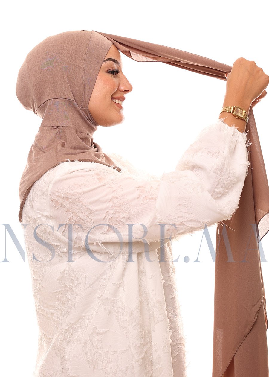 129A2206 شال كريب حريري بالبوني "النينجا" - ترابي -