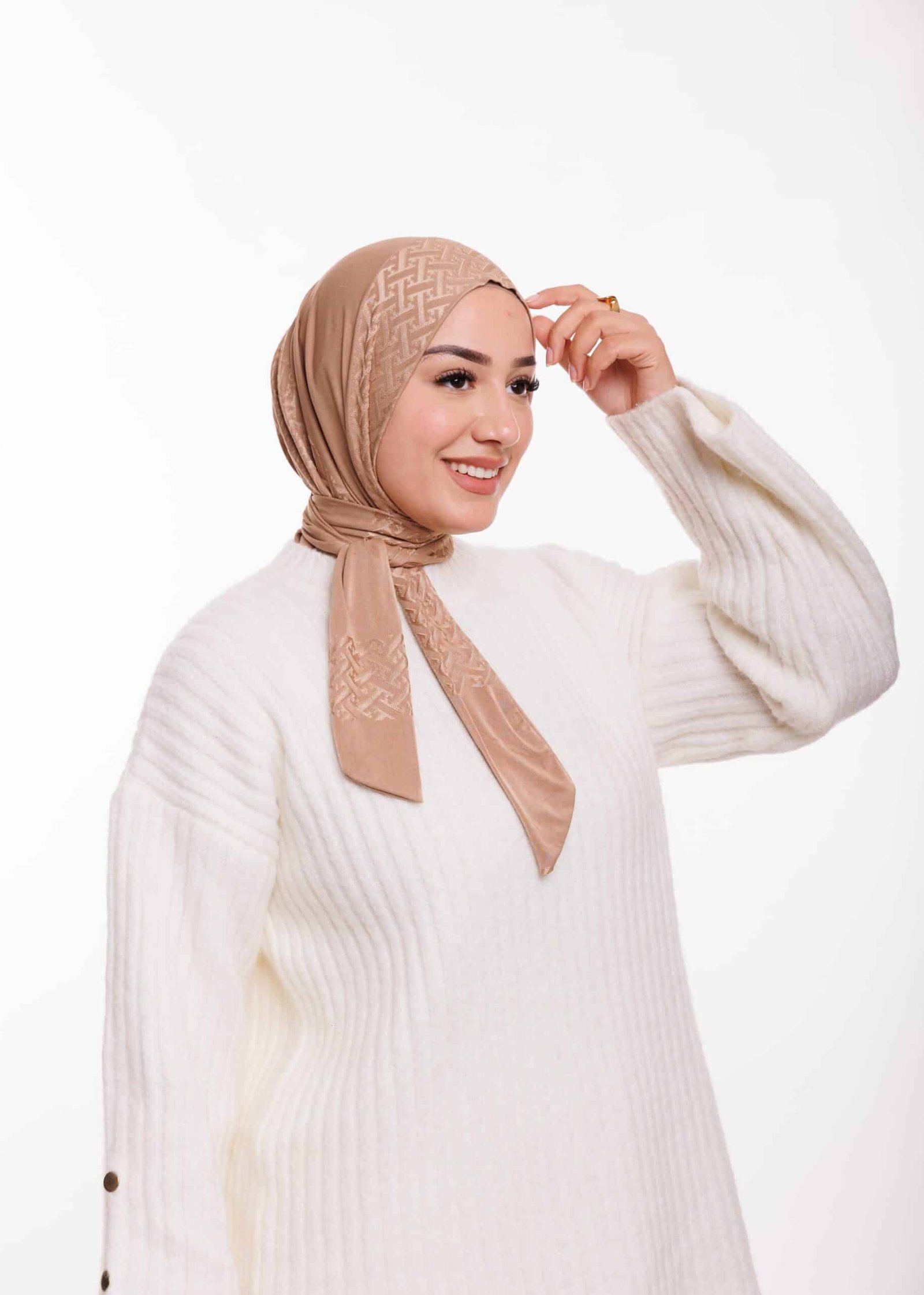 طبقية خليجية - بني -