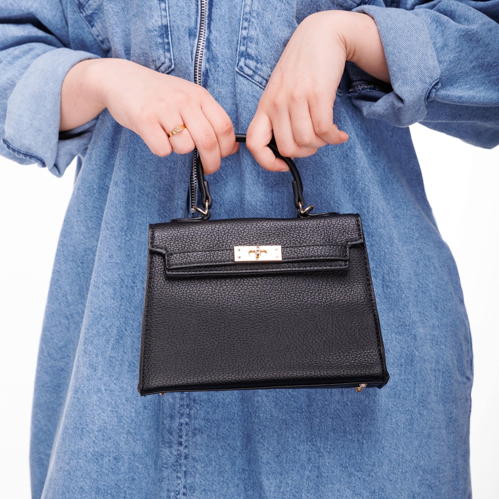 حقيبة مستوردة فاخرة