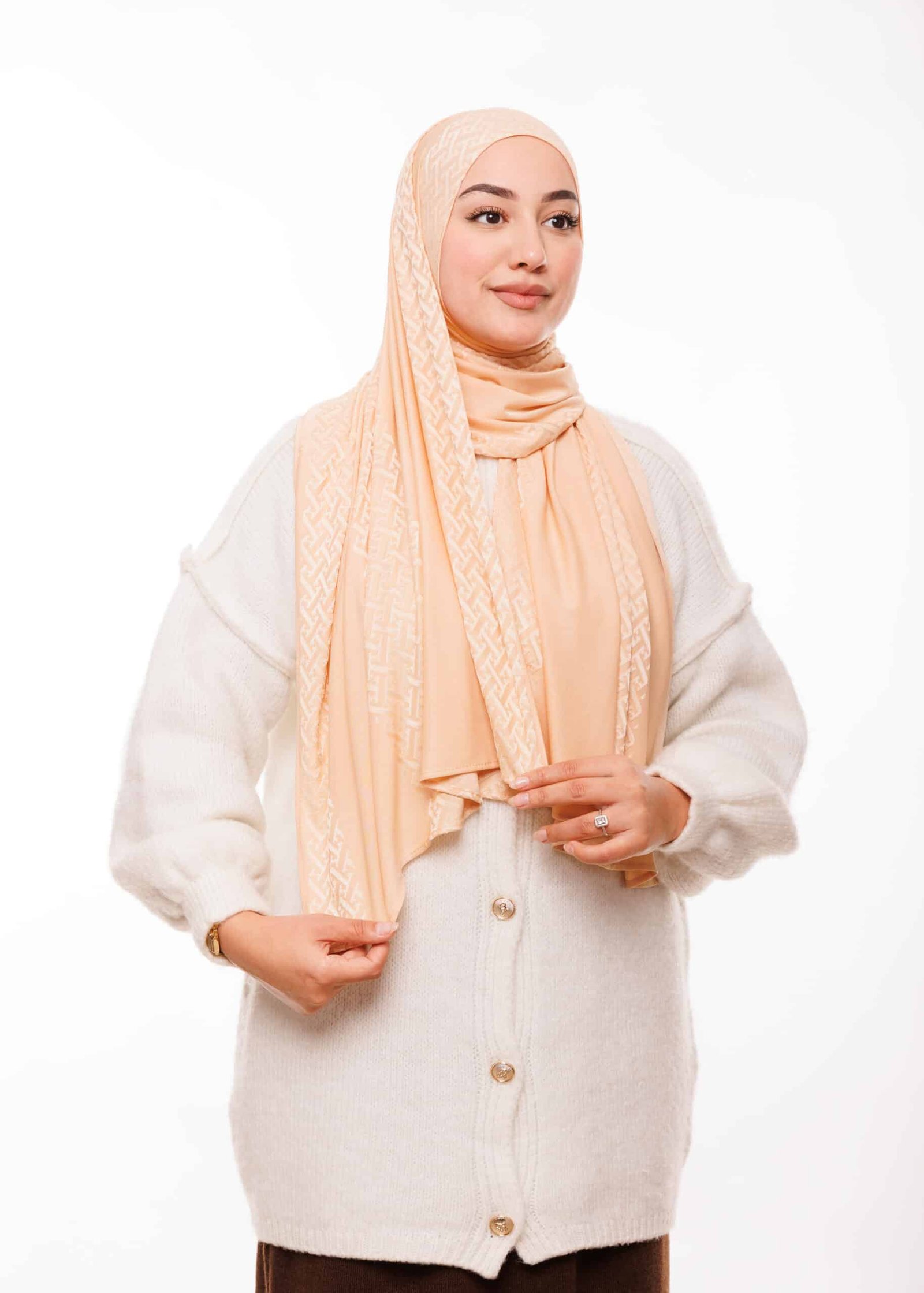 شال كشخة - بيج باستيل -