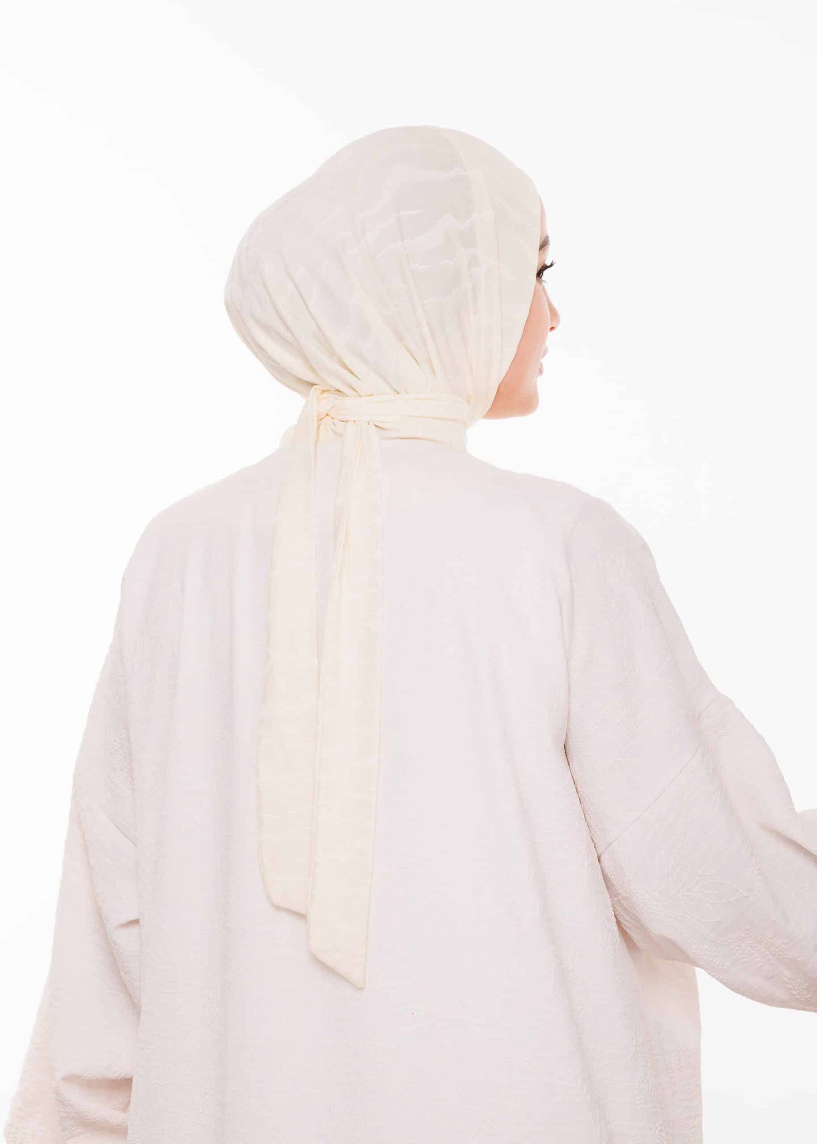 طبقية فخمة - أبيض مصفر