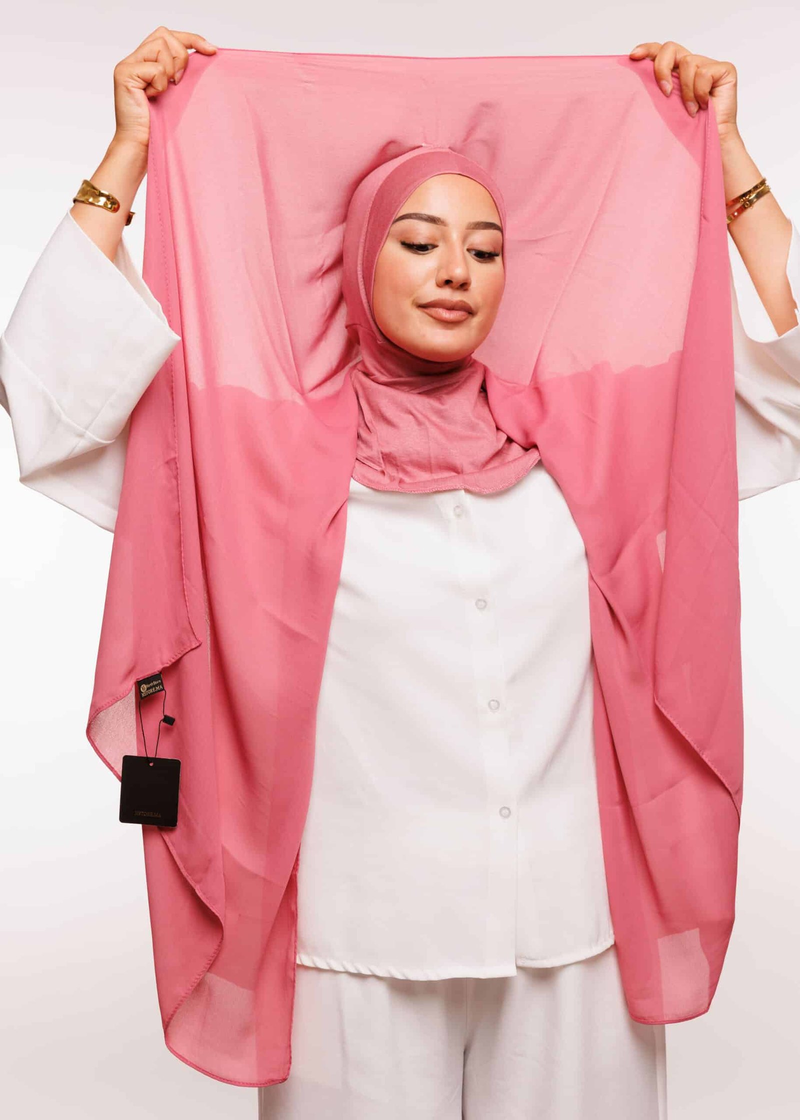 شال كريب حريري بالبوني "النينجا" - كشيري فاتح -