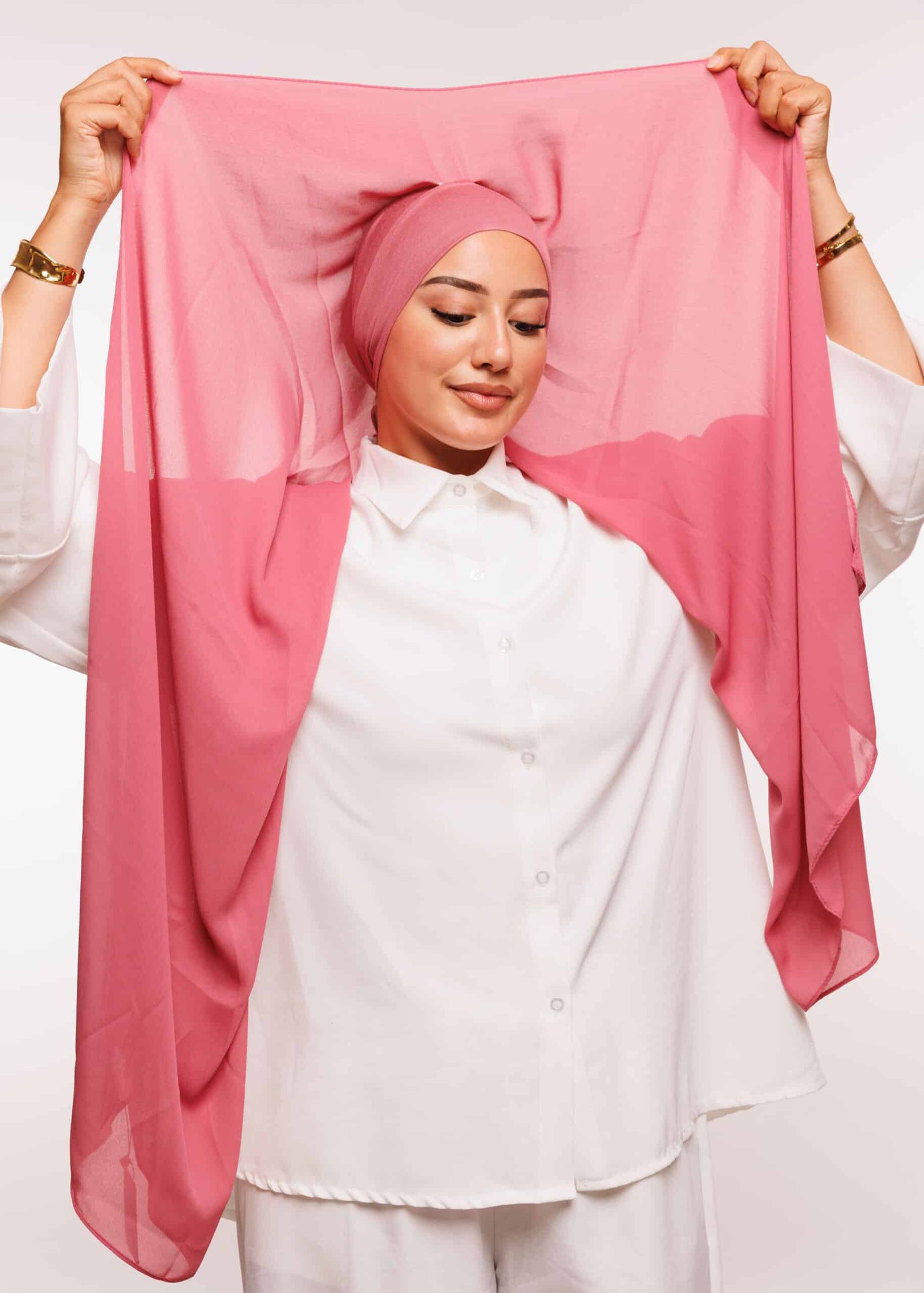 شال كريب بالبوني يربط من الخلف - كشيري فاتح -