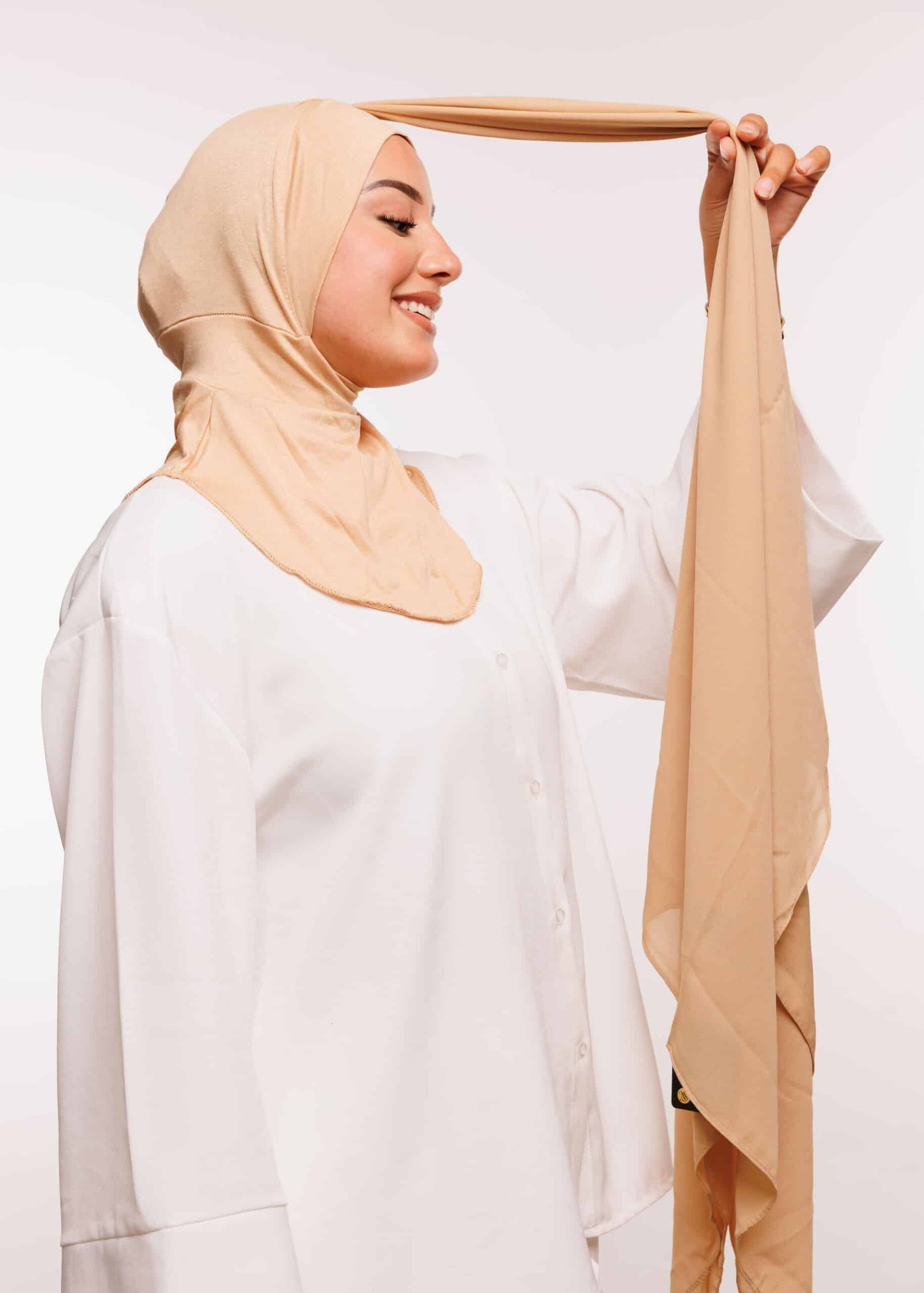 شال كريب حريري بالبوني "النينجا" - بيج -