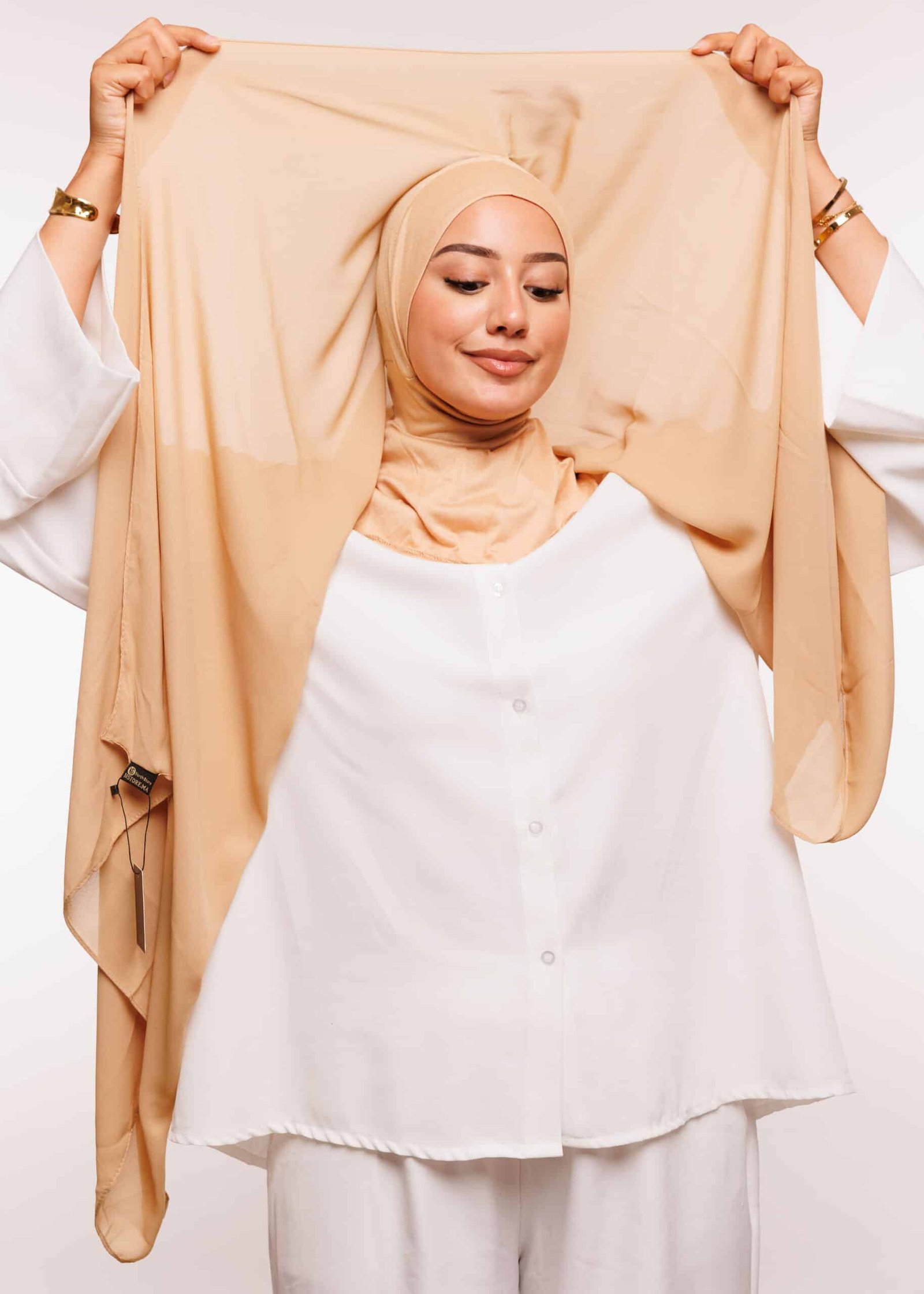 شال كريب حريري بالبوني "النينجا" - بيج -