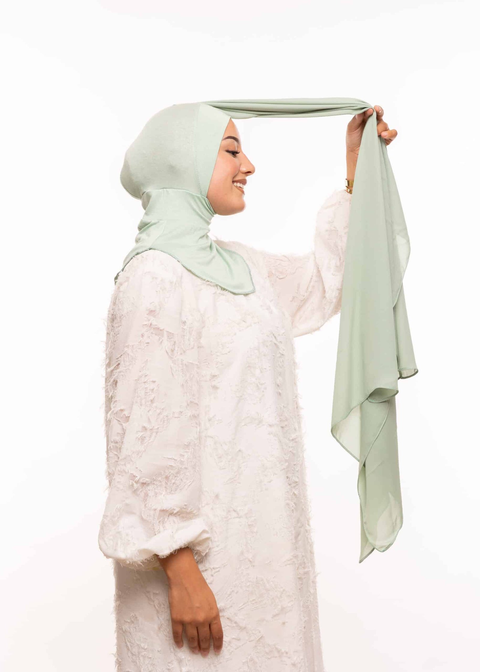 شال كريب حريري بالبوني "النينجا" - أخضر باستيل